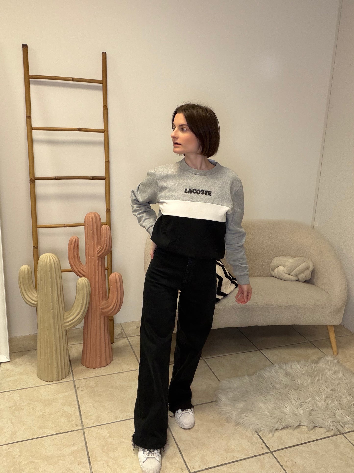 Sweat Lacoste taille XS