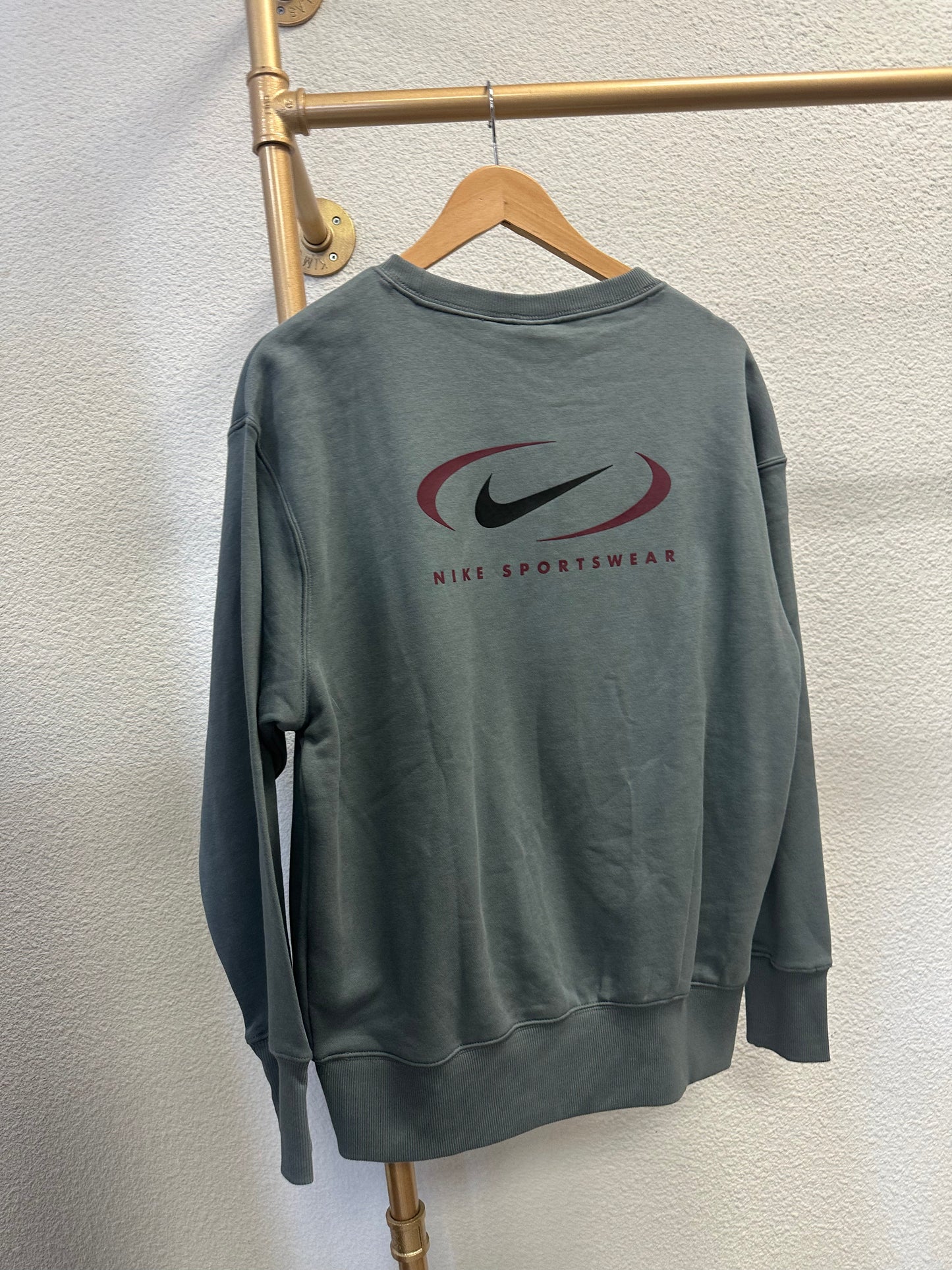 Sweat Nike taille XS
