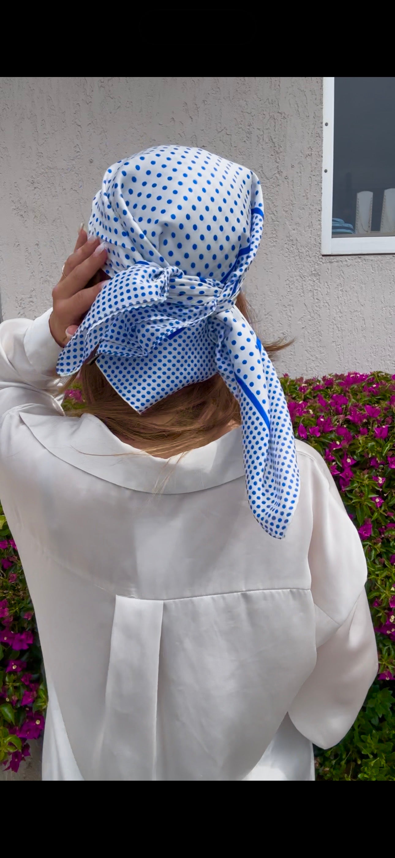 FOULARD POIS BLEU