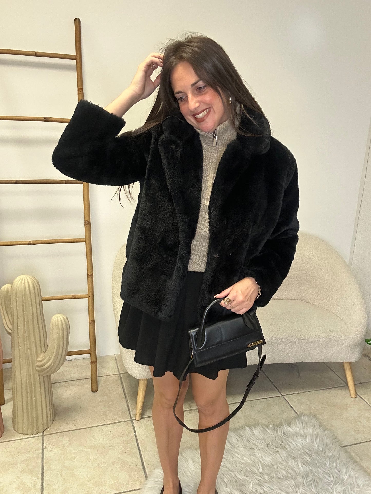 Fausse fourrure Jennyfer taille L