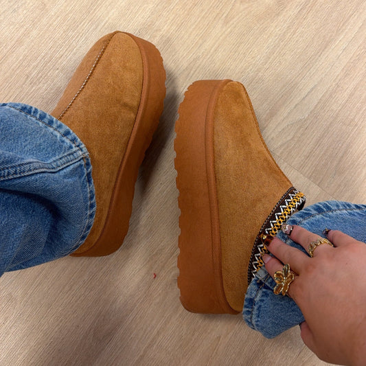 Bottines basses camel