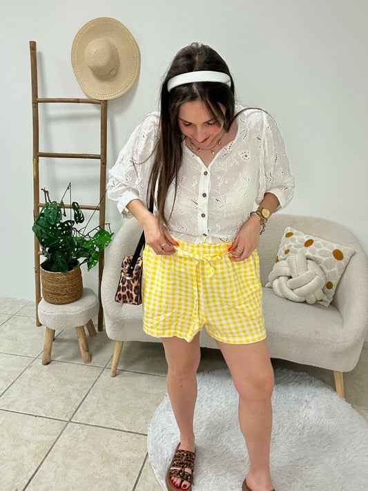 Short vichy jaune taille 42