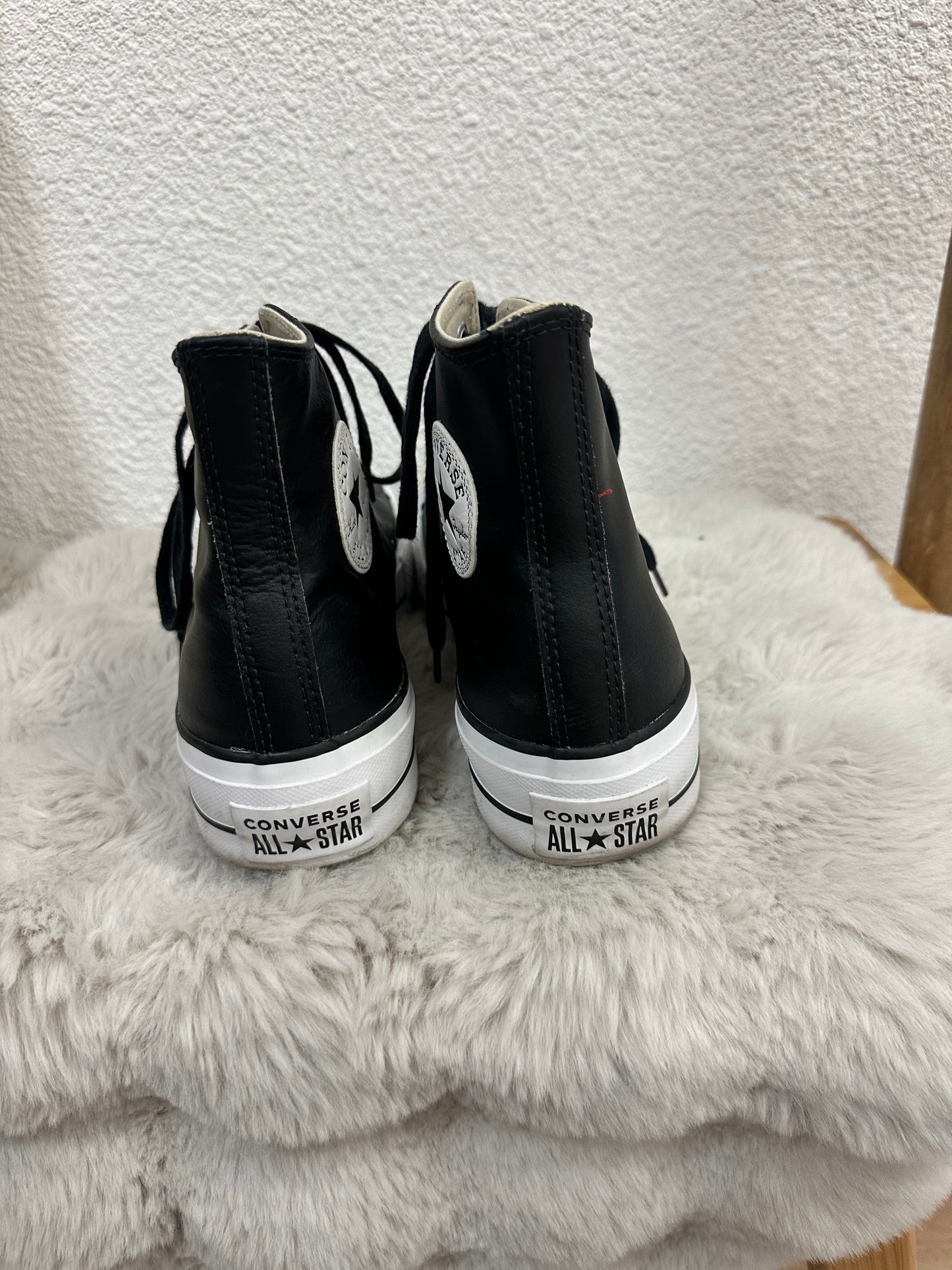 Converse en cuir taille 40