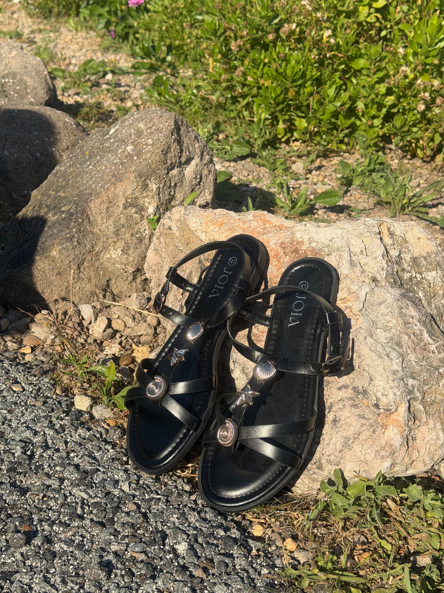 SANDALES COQUILLAGE NOIRE