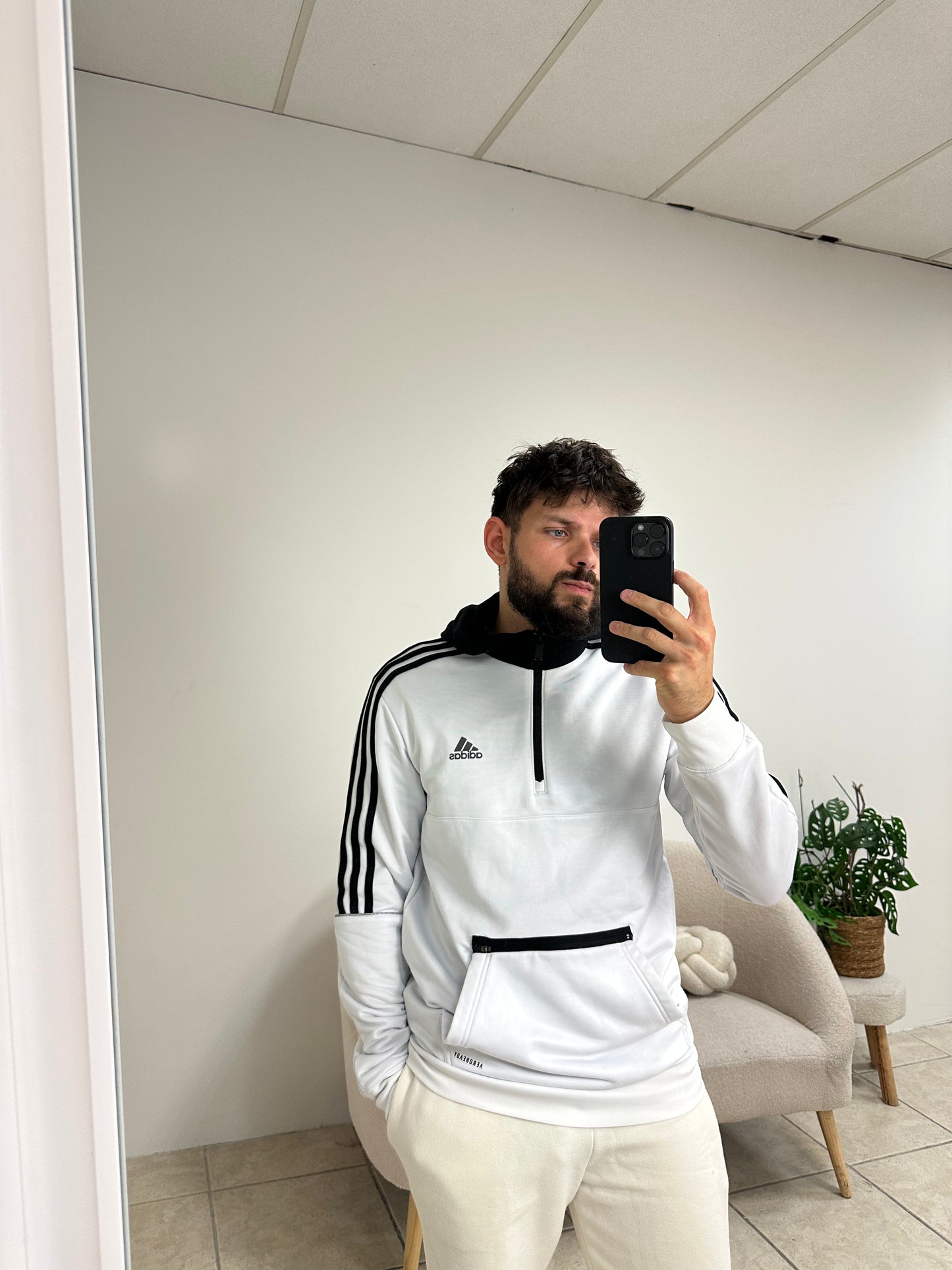 Sweat Adidas taille M
