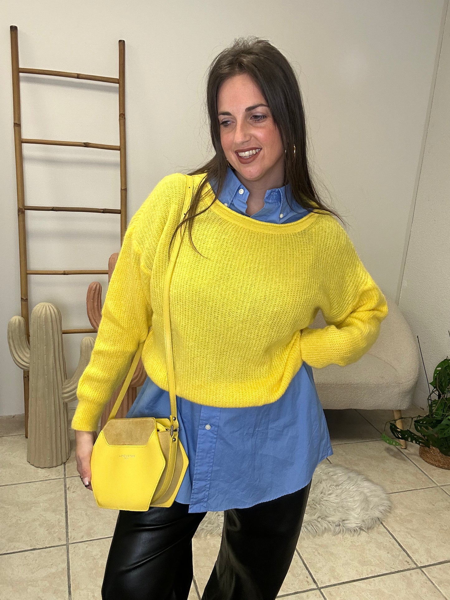 Pull jaune taille unique