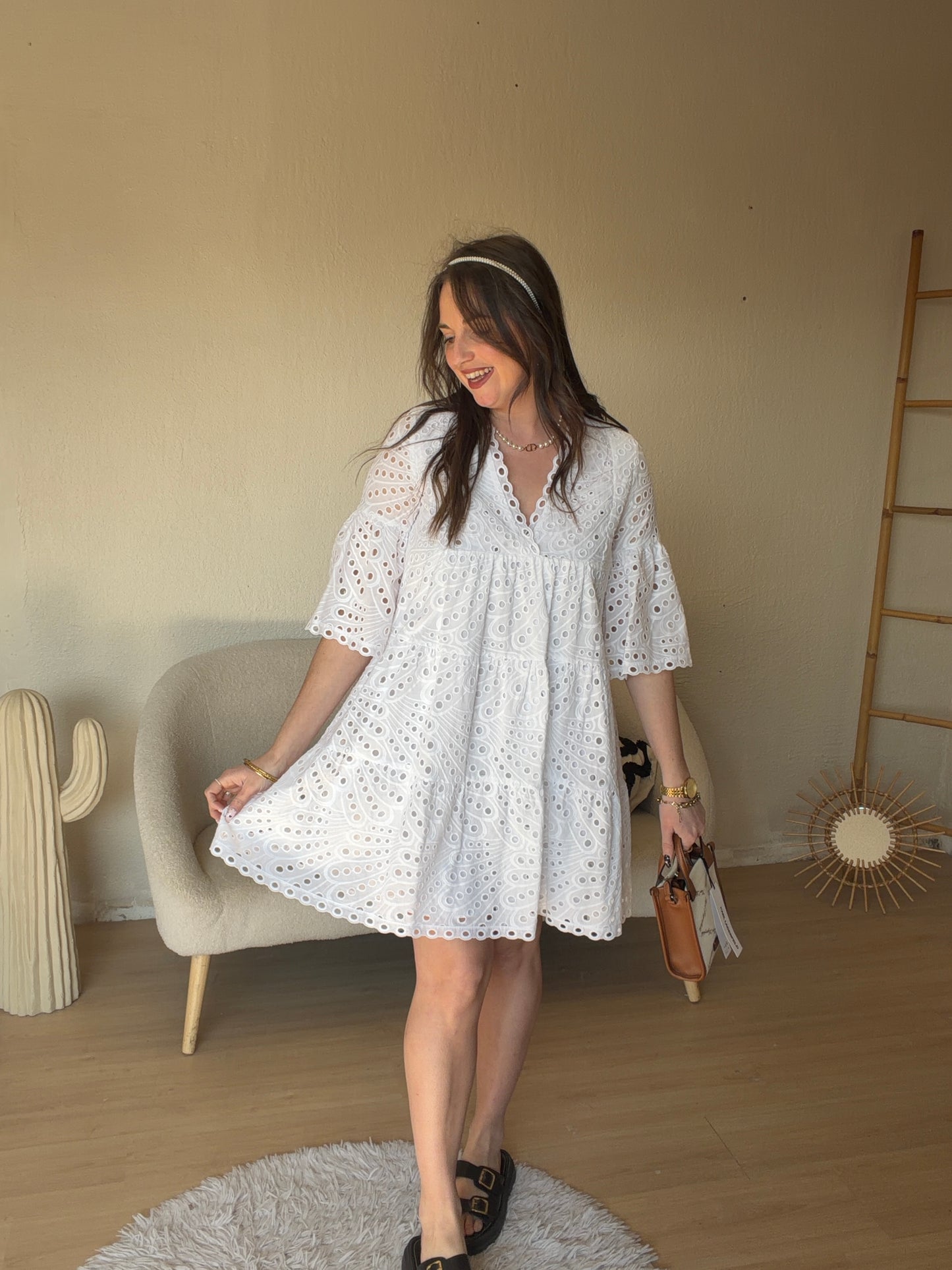 Robe en broderie anglaise taille 38
