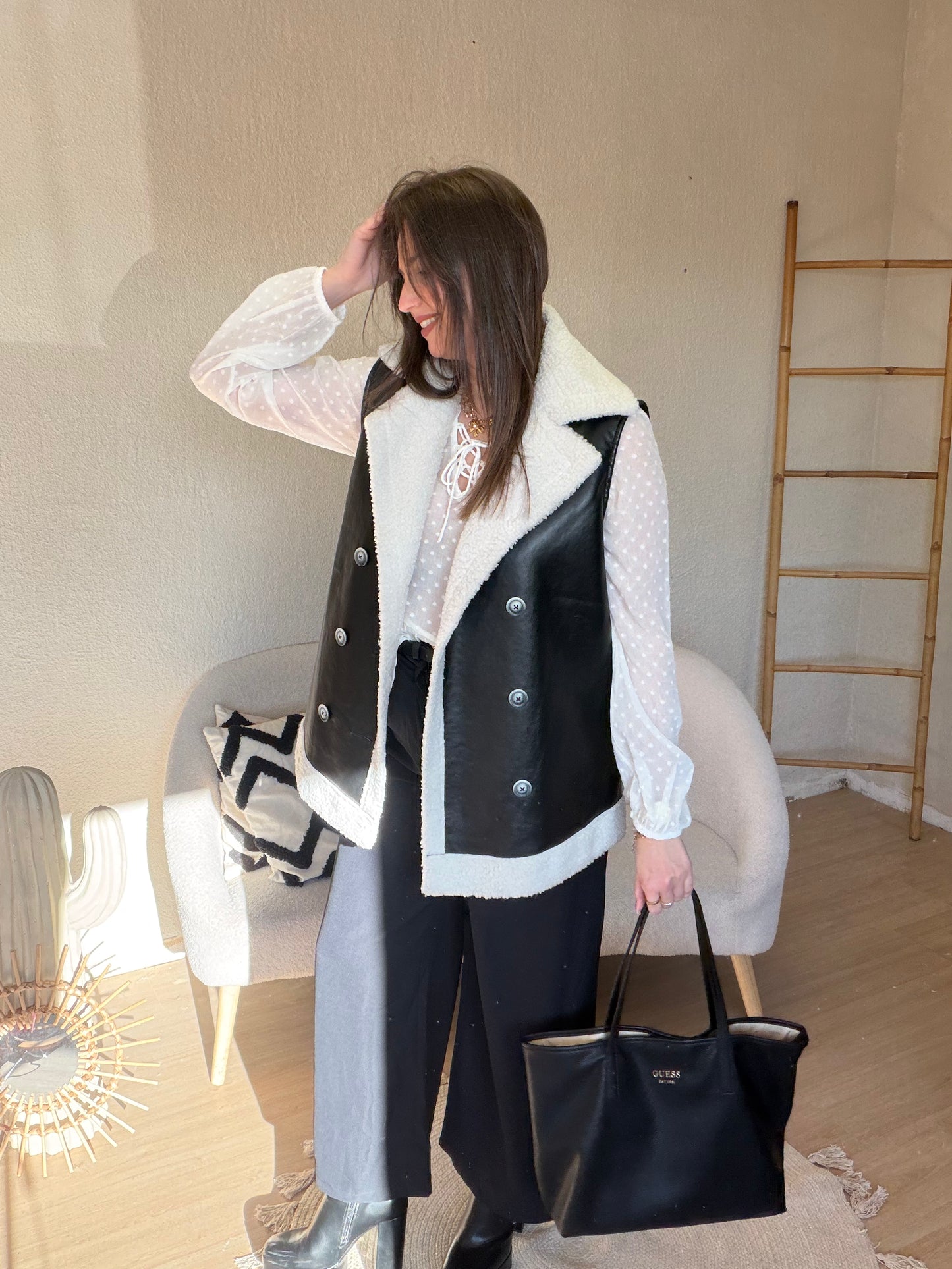Veste simili cuir sans manche taille unique