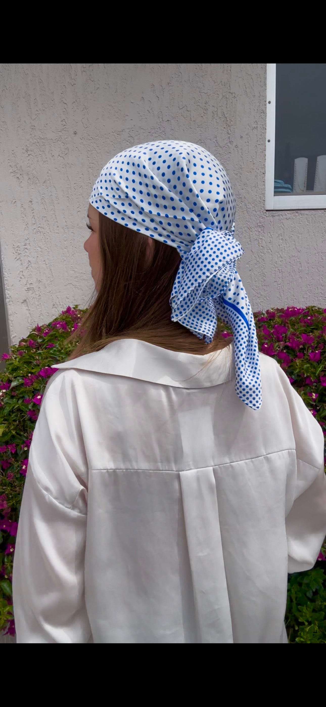 FOULARD POIS BLEU