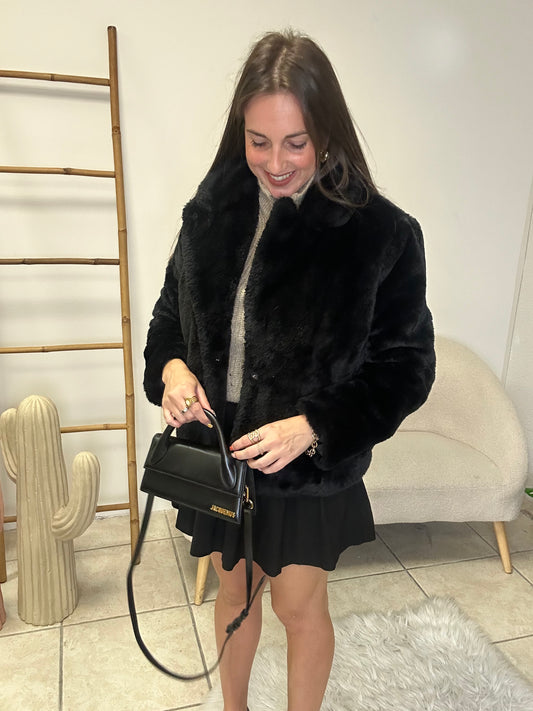 Fausse fourrure Jennyfer taille L